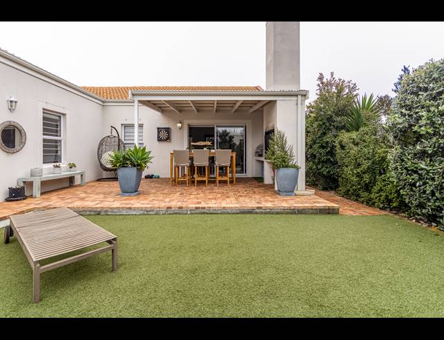 4 BEDROOM FREESTANDING SOLD IN SUNNINGDALE